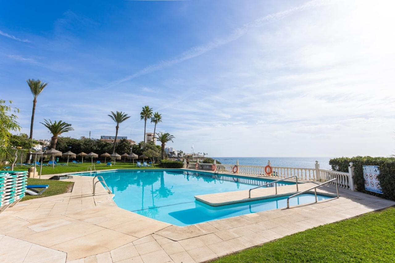 Holidays2Mijas Costa Lubina Del Sol Frontline Beach, Pool, Terrace, Seaview & Parking Sitio de Calahonda Exterior foto